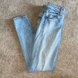 American eagle jeans.